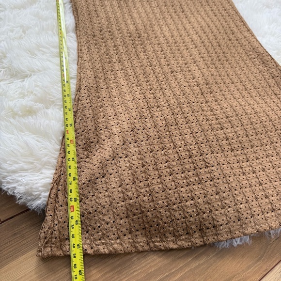 See You Monday Brown Halter Knit Midi Dress
| Backless | Lined | XS - Picture 8 of 9